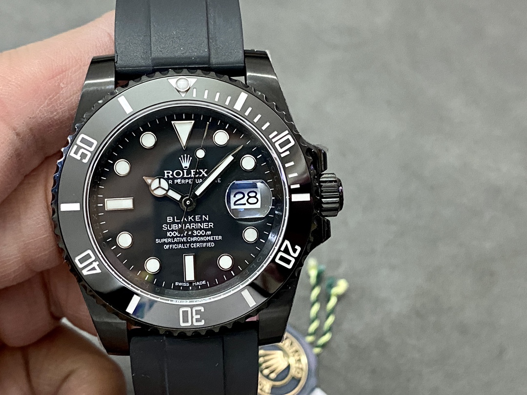 Rolex Blaken Submariner 116610 Black Dial DLC 40mm Men's Watch